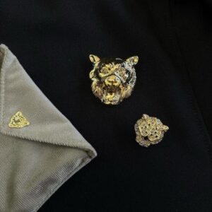Broches